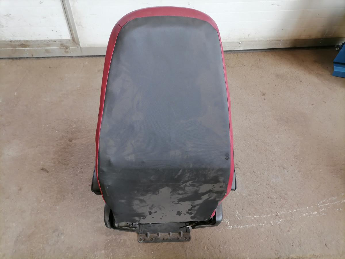 Volvo Passenger seat 21210197 - Seat for Truck: picture 4 Volvo Passenger seat 21210197 - Seat for Truck: picture 4