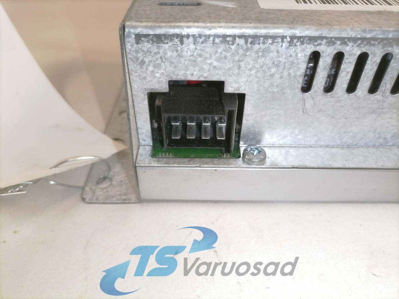 Volvo Radio Memory Backup 20455097 - ECU for Truck: picture 3 Volvo Radio Memory Backup 20455097 - ECU for Truck: picture 3