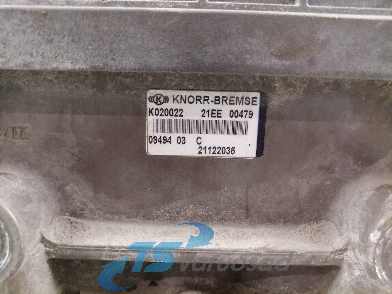 Volvo Rear axel brake pressure control valve 21122035 - Brake valve for Truck: picture 3 Volvo Rear axel brake pressure control valve 21122035 - Brake valve for Truck: picture 3