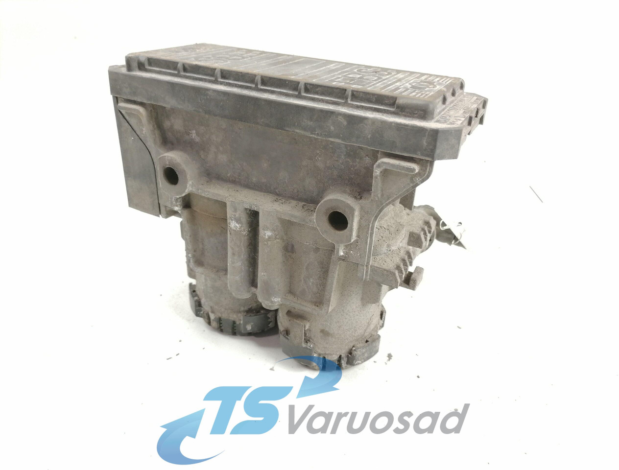 Volvo Rear axel brake pressure control valve 21122035 - Brake valve for Truck: picture 5 Volvo Rear axel brake pressure control valve 21122035 - Brake valve for Truck: picture 5