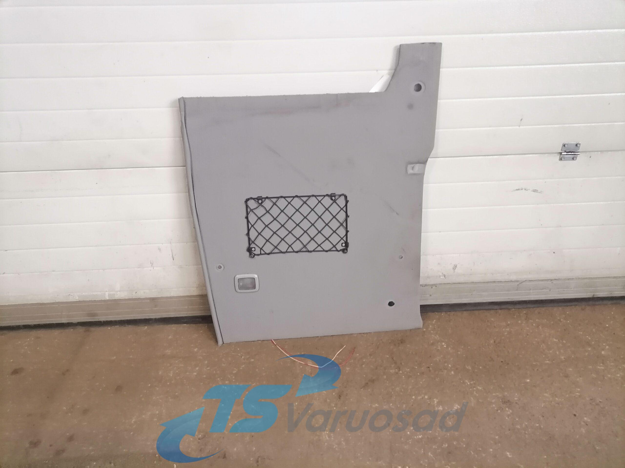 Volvo Salongi polster 20453828 - Universal part for Truck: picture 1 Volvo Salongi polster 20453828 - Universal part for Truck: picture 1