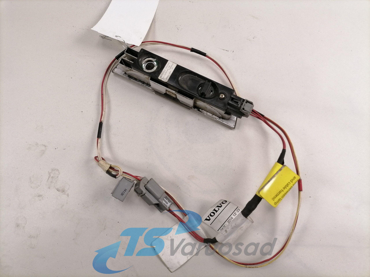 Volvo Salongi valgusti 82151260 - Universal part for Truck: picture 3 Volvo Salongi valgusti 82151260 - Universal part for Truck: picture 3