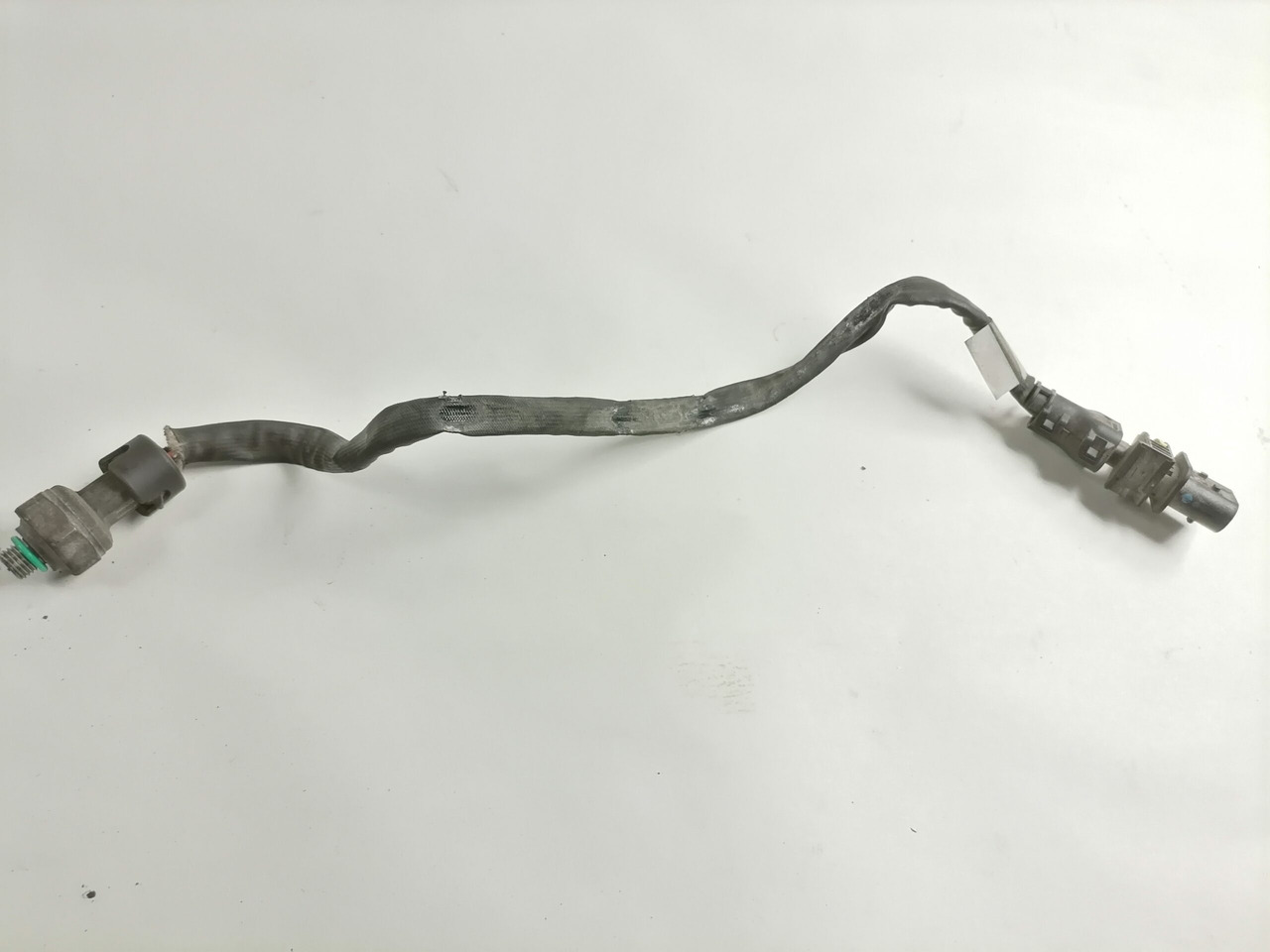 Volvo Sensor, A/C 21065047 - Heating/ Ventilation for Truck: picture 3 Volvo Sensor, A/C 21065047 - Heating/ Ventilation for Truck: picture 3