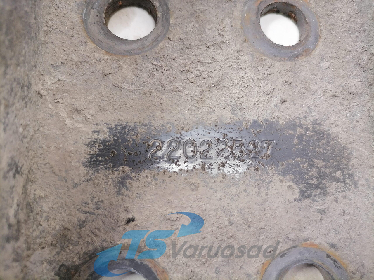 Volvo Shock absorber mounting 22022527 - Suspension for Truck: picture 3 Volvo Shock absorber mounting 22022527 - Suspension for Truck: picture 3