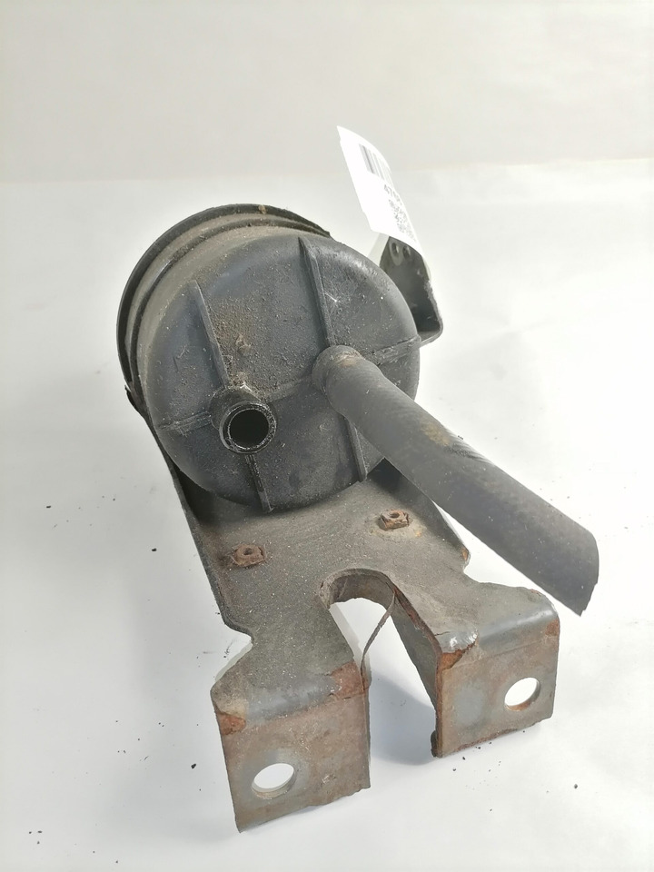 Volvo Steering oil tank+ bracket 1592945 - Steering hose for Truck: picture 3 Volvo Steering oil tank+ bracket 1592945 - Steering hose for Truck: picture 3