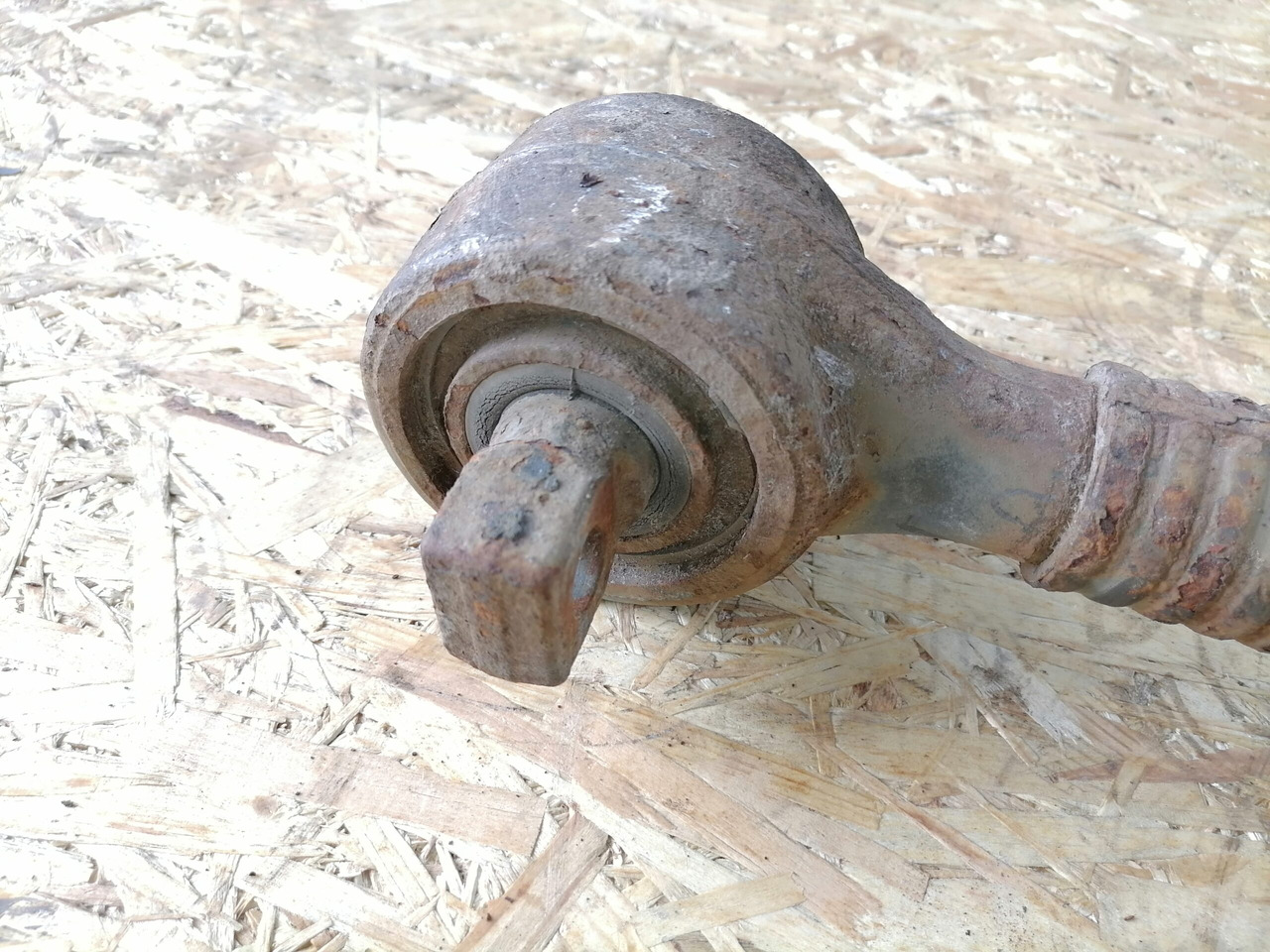 Volvo Torque rod 20410053 - Axle and parts for Truck: picture 4 Volvo Torque rod 20410053 - Axle and parts for Truck: picture 4