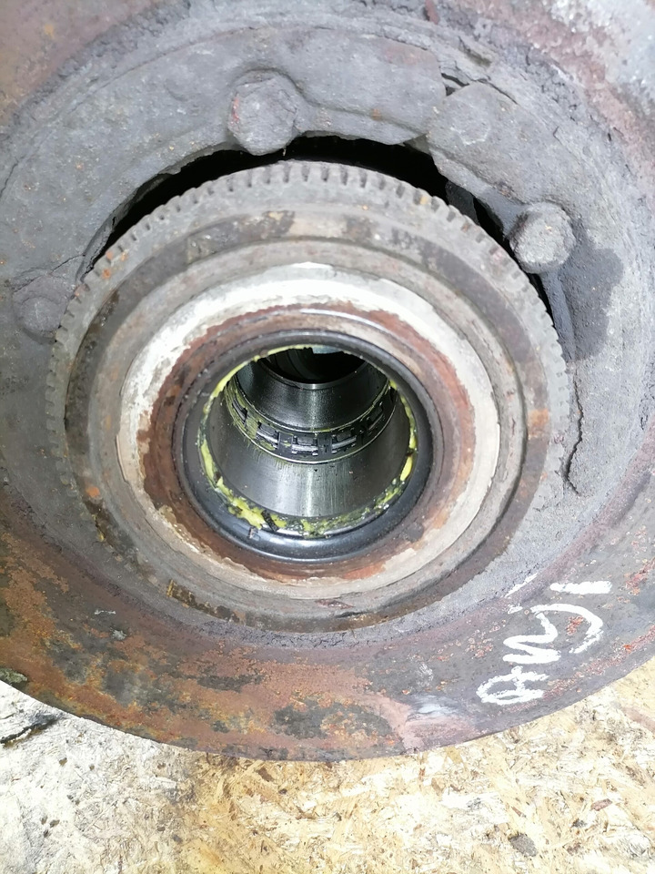 Volvo Volvo abisilla rattarumm 20535237 - Wheel hub for Truck: picture 3 Volvo Volvo abisilla rattarumm 20535237 - Wheel hub for Truck: picture 3