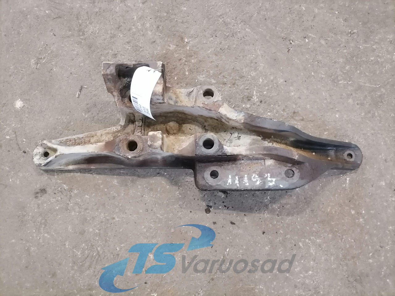 Volvo Volvo drive axle / axle mounting / airbag carrier 20428752 - Axle and parts for Truck: picture 2 Volvo Volvo drive axle / axle mounting / airbag carrier 20428752 - Axle and parts for Truck: picture 2