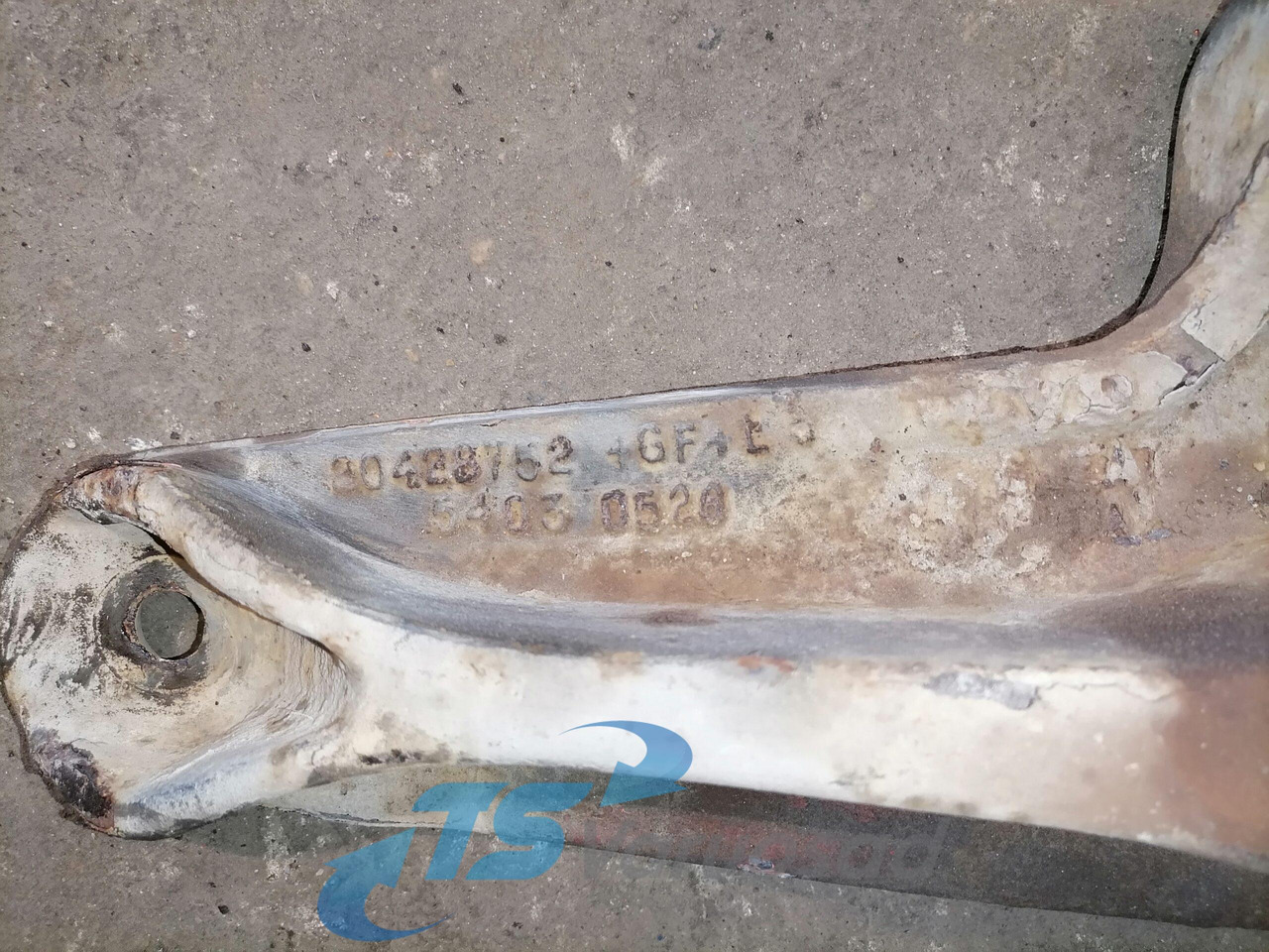 Volvo Volvo drive axle / axle mounting / airbag carrier 20428752 - Axle and parts for Truck: picture 3 Volvo Volvo drive axle / axle mounting / airbag carrier 20428752 - Axle and parts for Truck: picture 3
