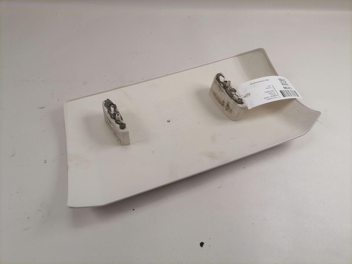 Volvo Volvo kabiini nurgapõsk, vasak 20748402 - Grill for Truck: picture 3 Volvo Volvo kabiini nurgapõsk, vasak 20748402 - Grill for Truck: picture 3