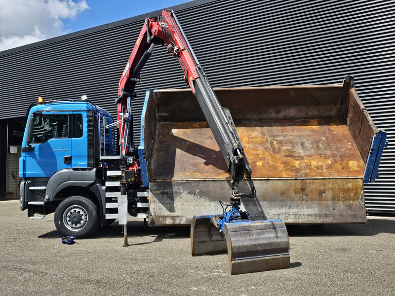 MAN TGS 28.400 6X4-4 BL / CRANE + 2 SIDE TIPPER - Tipper, Crane truck: picture 4 MAN TGS 28.400 6X4-4 BL / CRANE + 2 SIDE TIPPER - Tipper, Crane truck: picture 4