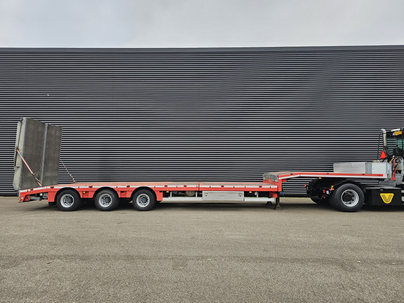 Max Trailer 3 x steering axle / hydraulic ramp / hydraulic bed - Low loader semi-trailer: picture 5 Max Trailer 3 x steering axle / hydraulic ramp / hydraulic bed - Low loader semi-trailer: picture 5