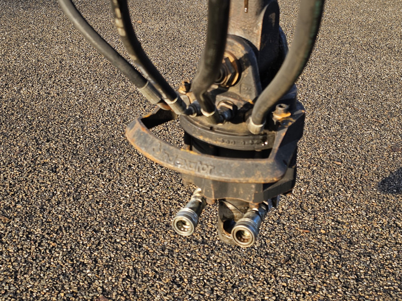 DAF XF 105.460 6X2 / HIAB 37TM KRAN / CRANE / GRUE - Tractor unit: picture 5 DAF XF 105.460 6X2 / HIAB 37TM KRAN / CRANE / GRUE - Tractor unit: picture 5