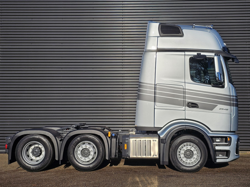 Mercedes-Benz ACTROS 2548 6X2/4 / PTO / GIGASPACE - Tractor unit: picture 4 Mercedes-Benz ACTROS 2548 6X2/4 / PTO / GIGASPACE - Tractor unit: picture 4