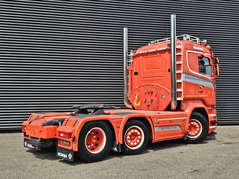 Scania R520 V8 6x2/4 - MANUAL GEARBOX / SHOWTRUCK. - Tractor unit: picture 3 Scania R520 V8 6x2/4 - MANUAL GEARBOX / SHOWTRUCK. - Tractor unit: picture 3