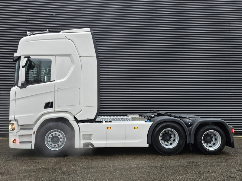 Scania R580 / V8 / FULL AIR / 6X2 / RETARDER / BOOGIE - Tractor unit: picture 2 Scania R580 / V8 / FULL AIR / 6X2 / RETARDER / BOOGIE - Tractor unit: picture 2