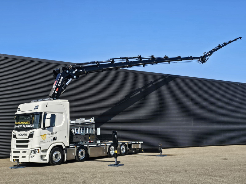 Scania R590 V8 / 8X2 / HIAB 1188 + JIB + WINCH - Tractor unit: picture 1 Scania R590 V8 / 8X2 / HIAB 1188 + JIB + WINCH - Tractor unit: picture 1