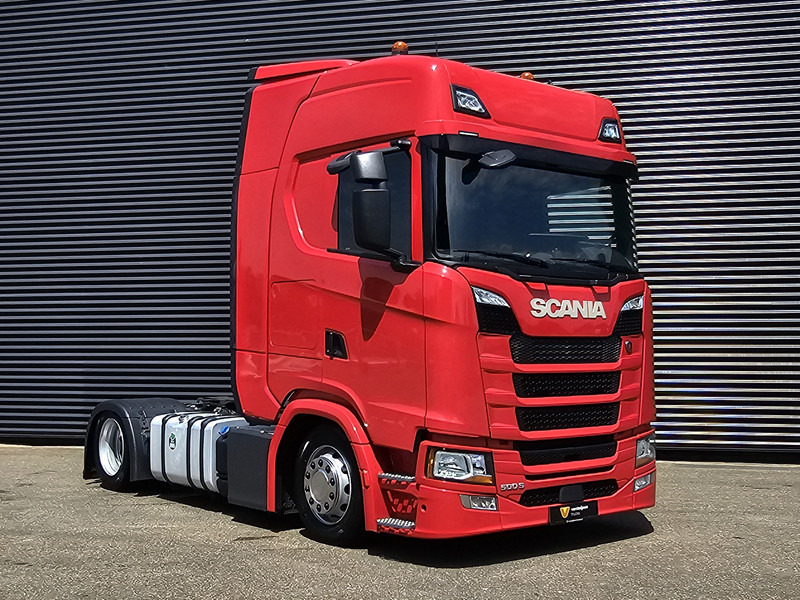 Scania S500 4x2 / LOWDECK / MEGA / PARKING COOLER / RETARDER - Tractor unit: picture 3 Scania S500 4x2 / LOWDECK / MEGA / PARKING COOLER / RETARDER - Tractor unit: picture 3