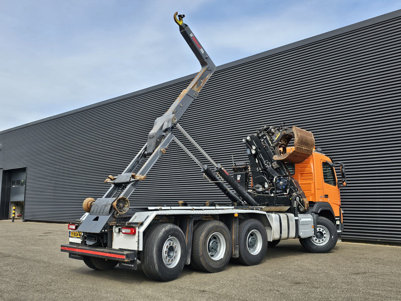 Volvo FMX 460 8x4-4 / HIAB Z CRANE + HOOKLIFT - Hook lift truck: picture 3 Volvo FMX 460 8x4-4 / HIAB Z CRANE + HOOKLIFT - Hook lift truck: picture 3