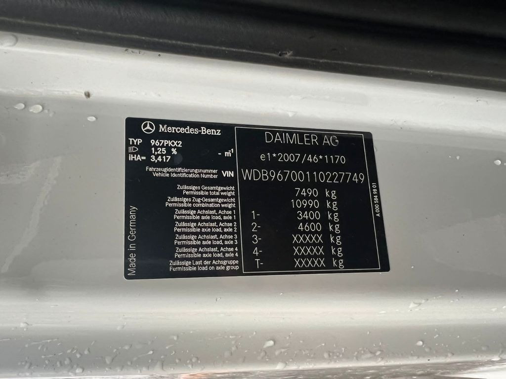 Mercedes-Benz 816 4X2 mit neuem Hyva Abroller Funk - Hook lift truck: picture 2 Mercedes-Benz 816 4X2 mit neuem Hyva Abroller Funk - Hook lift truck: picture 2
