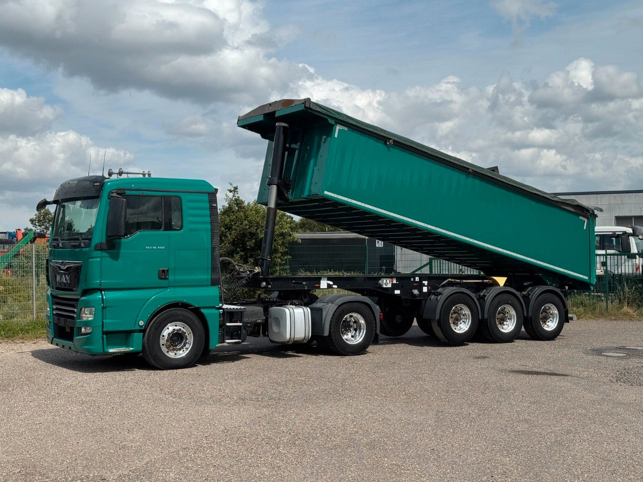MAN 18.460 4X2 & Langendorf Stahl / Aluminium 24 kub - Tractor unit: picture 1 MAN 18.460 4X2 & Langendorf Stahl / Aluminium 24 kub - Tractor unit: picture 1
