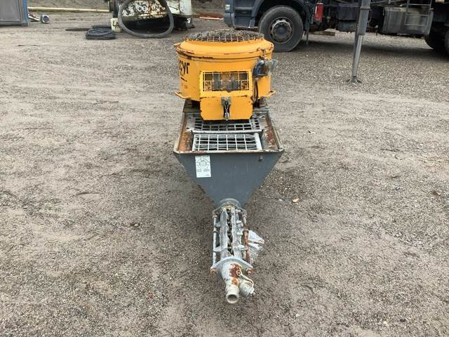 Putzmeister S5 - Concrete pump truck: picture 1 Putzmeister S5 - Concrete pump truck: picture 1