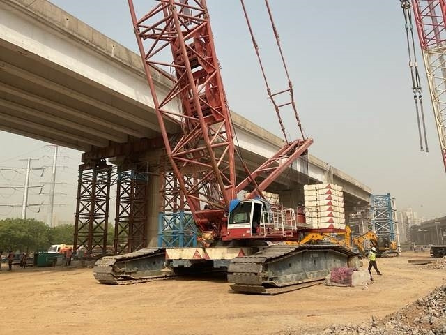 Terex Demag CC2800 - Crawler crane: picture 1 Terex Demag CC2800 - Crawler crane: picture 1