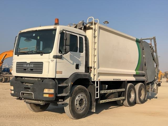 MAN TGA33.360 - Garbage truck: picture 1 MAN TGA33.360 - Garbage truck: picture 1