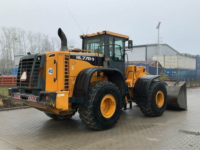 Hyundai HL770-9 - Wheel loader: picture 3 Hyundai HL770-9 - Wheel loader: picture 3