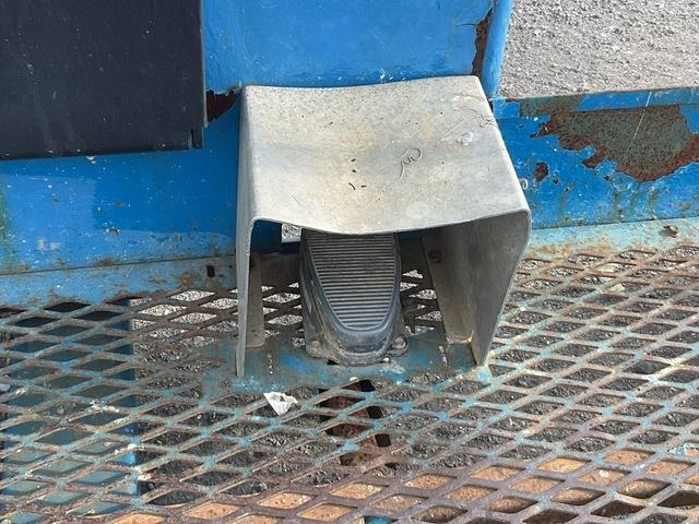 Telescopic boom Genie S45: picture 10