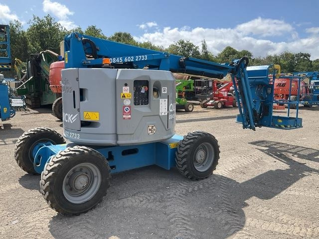 Genie Z34 - Articulated boom: picture 3 Genie Z34 - Articulated boom: picture 3