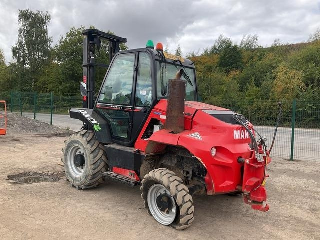 Manitou M30-4 - Rough terrain forklift: picture 3 Manitou M30-4 - Rough terrain forklift: picture 3