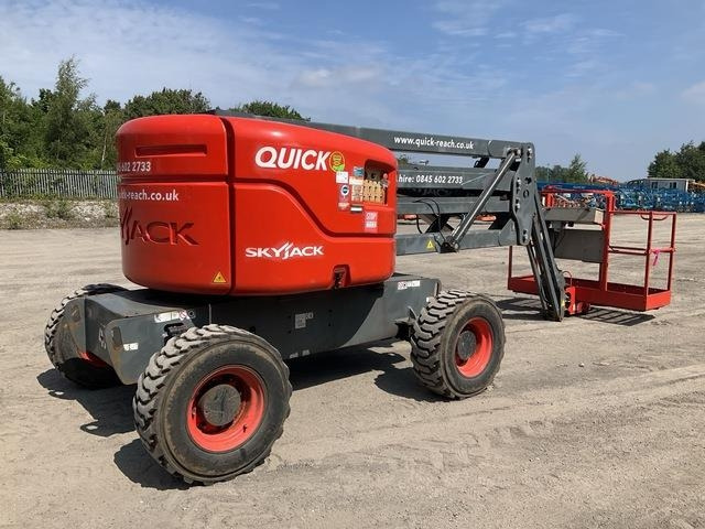 SkyJack SJ46AJ - Articulated boom: picture 3 SkyJack SJ46AJ - Articulated boom: picture 3
