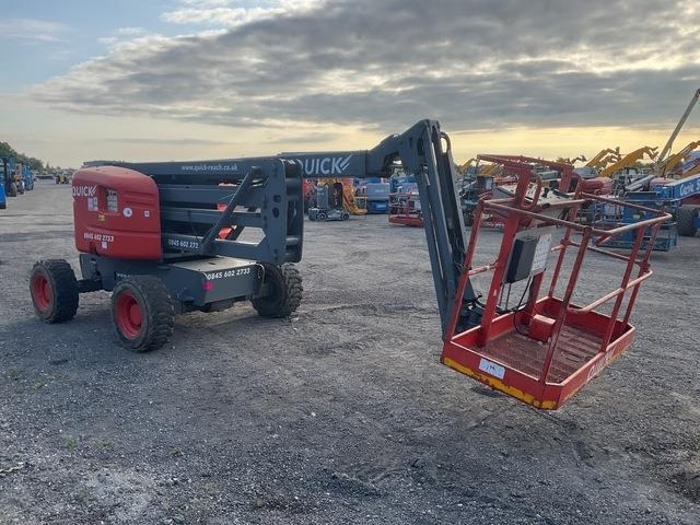 SkyJack SJ51AJ - Articulated boom: picture 4 SkyJack SJ51AJ - Articulated boom: picture 4