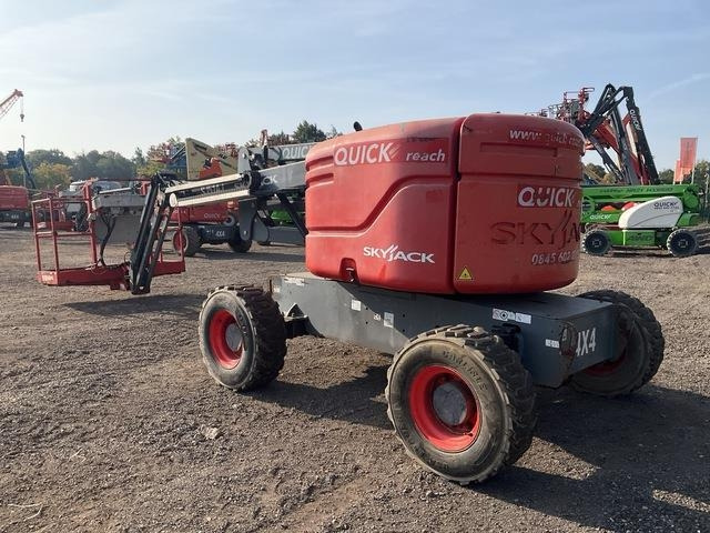 SkyJack SJ51AJ - Articulated boom: picture 2 SkyJack SJ51AJ - Articulated boom: picture 2
