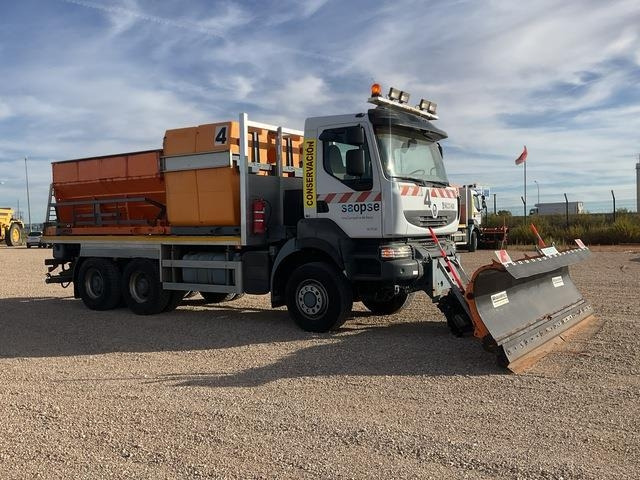 Renault Kerax 430DXI - Snow removal vehicle: picture 4 Renault Kerax 430DXI - Snow removal vehicle: picture 4