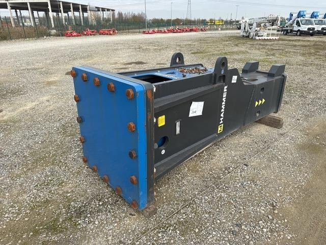 Mustang HS10000 - Construction equipment: picture 2 Mustang HS10000 - Construction equipment: picture 2