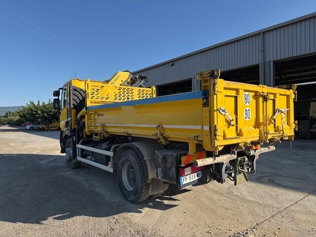 Renault C380 - Crane truck: picture 2 Renault C380 - Crane truck: picture 2