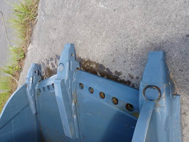 Vendee Distribution - Excavator bucket for Construction machinery: picture 3 Vendee Distribution - Excavator bucket for Construction machinery: picture 3