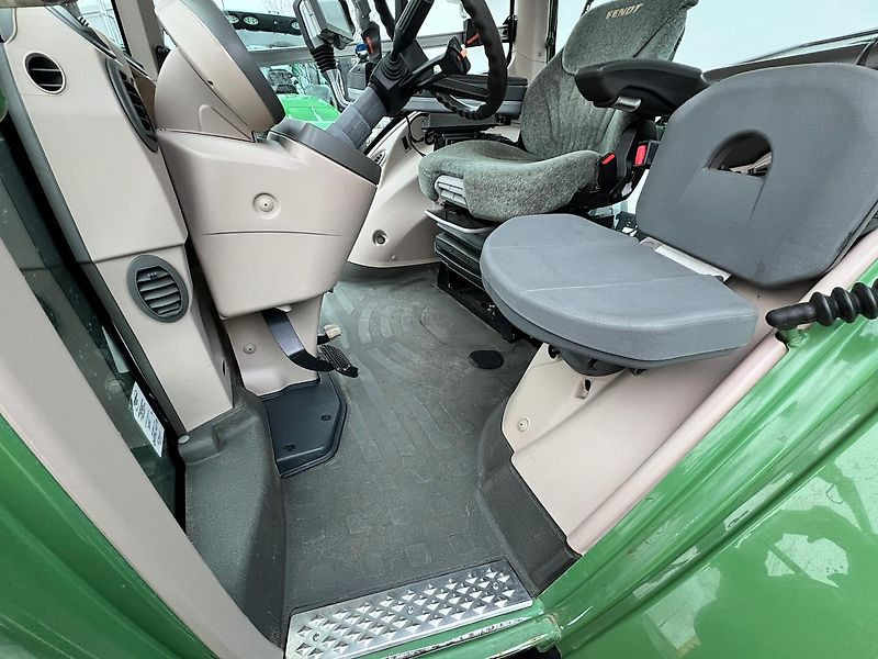 Farm tractor Fendt 824 Vario Profi Plus: picture 13 Farm tractor Fendt 824 Vario Profi Plus: picture 13