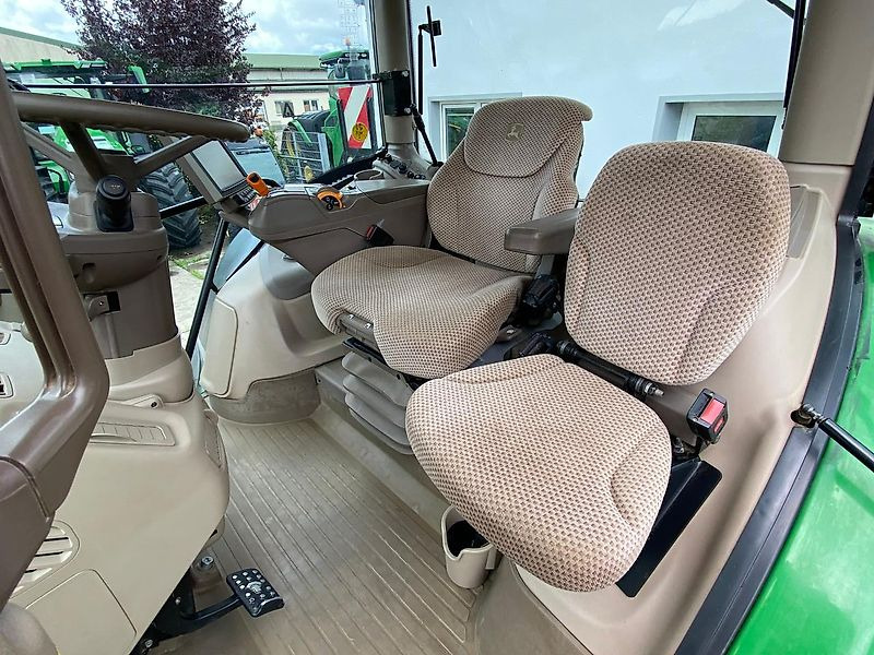 Leasing of  John Deere 6215R AutoPowr Frontzapfwelle John Deere 6215R AutoPowr Frontzapfwelle: picture 13