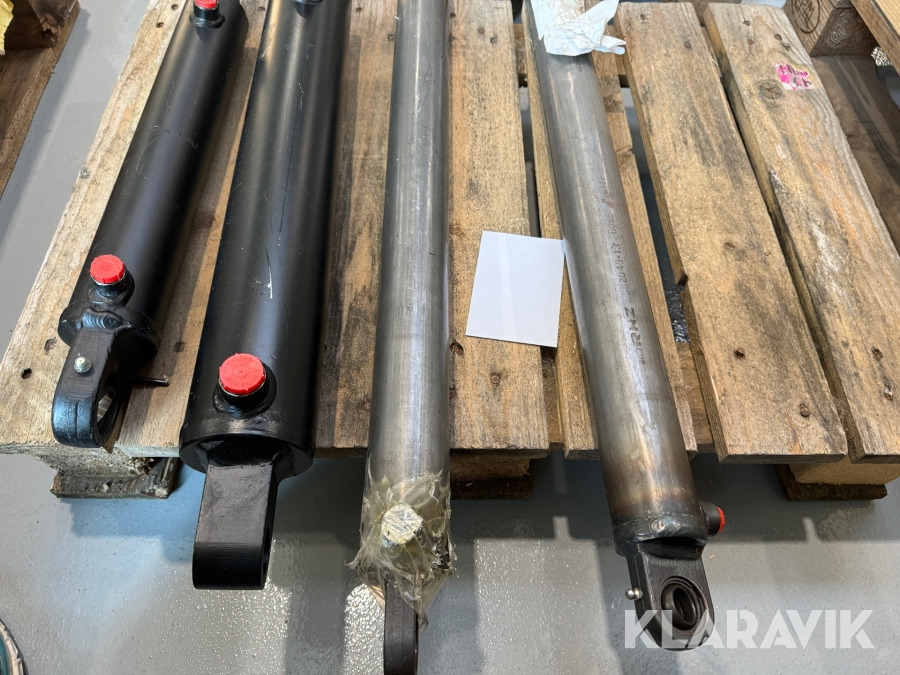 Diverse stempler Faroil - Construction equipment: picture 4 Diverse stempler Faroil - Construction equipment: picture 4