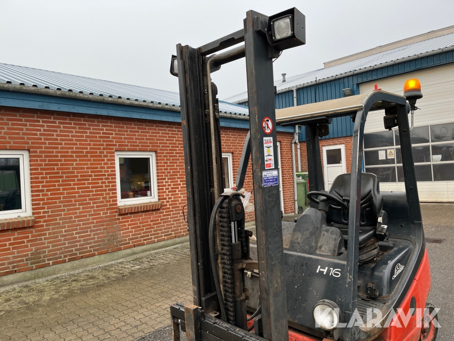 Truck Iinde H16 T-03 - Material handling equipment: picture 4 Truck Iinde H16 T-03 - Material handling equipment: picture 4