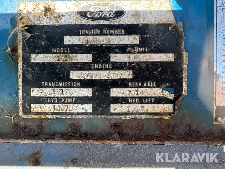 Traktor Ford 3000 - Farm tractor: picture 4 Traktor Ford 3000 - Farm tractor: picture 4