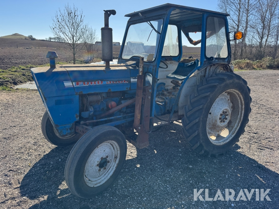 Traktor Ford 3000 - Farm tractor: picture 1 Traktor Ford 3000 - Farm tractor: picture 1