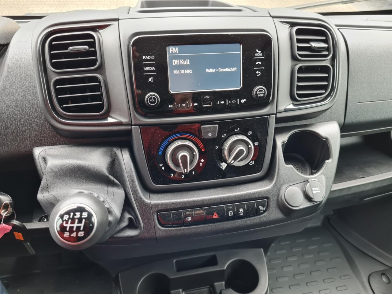 Panel van, Combi van Fiat Ducato 35 Kasten Doka 7-Sitze 2x Schiebetür Maxi L2H2: picture 11