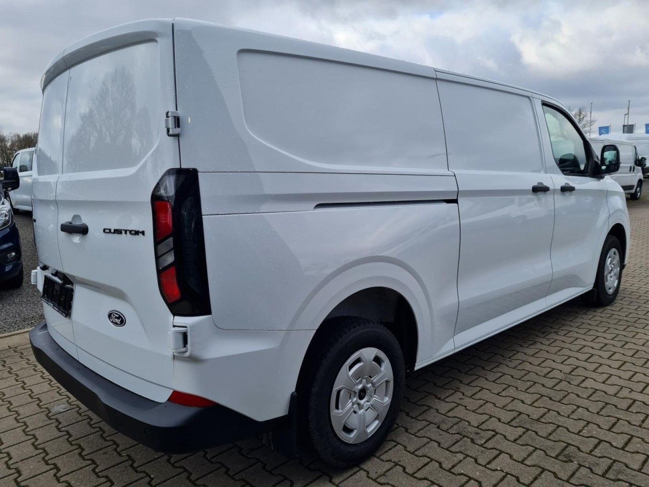 Ford Custom Kasten 300 EcoBlue L2 Trend KLIMA KAMERA - Small van: picture 4 Ford Custom Kasten 300 EcoBlue L2 Trend KLIMA KAMERA - Small van: picture 4