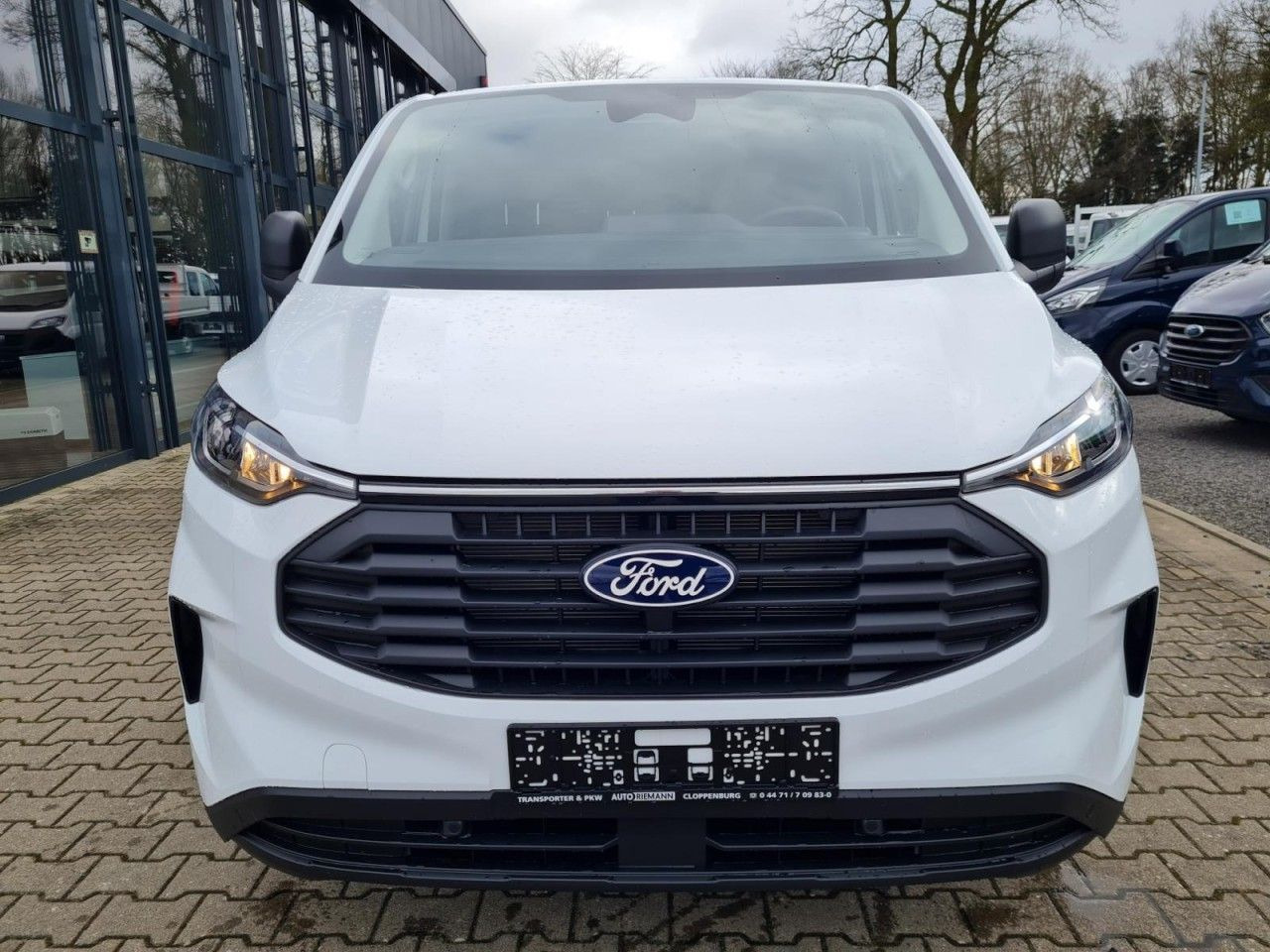 Ford Custom Kasten 320 L2 Trend KLIMA KAMERA TEMPOMAT - Small van: picture 2 Ford Custom Kasten 320 L2 Trend KLIMA KAMERA TEMPOMAT - Small van: picture 2