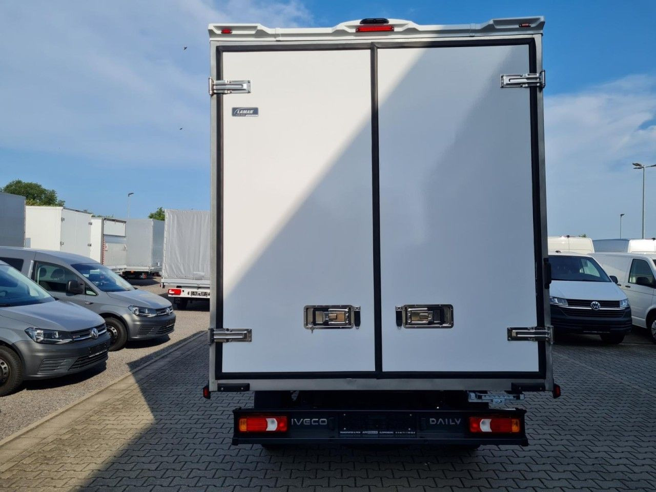 Iveco 35S 18 3.0 Koffer Hi Matic LM KLIMA KAMERA Navig - Box van: picture 5 Iveco 35S 18 3.0 Koffer Hi Matic LM KLIMA KAMERA Navig - Box van: picture 5