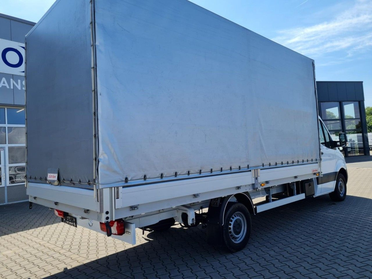 Mercedes-Benz Sprinter 317 Pritsche Plane 10 Pal. RWD LED - Curtain side van: picture 4 Mercedes-Benz Sprinter 317 Pritsche Plane 10 Pal. RWD LED - Curtain side van: picture 4